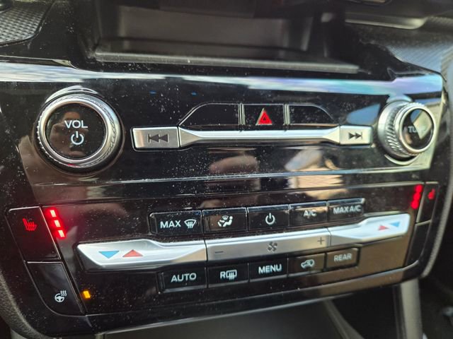 Certified 2024 Ford Explorer ST-Line w/ Class IV Trailer Tow Package image 16