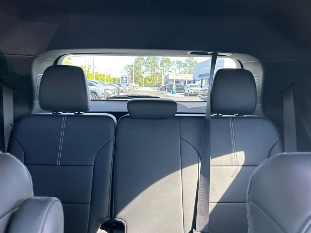 Used 2024 GMC Acadia Elevation w/ Luxury Package image 15