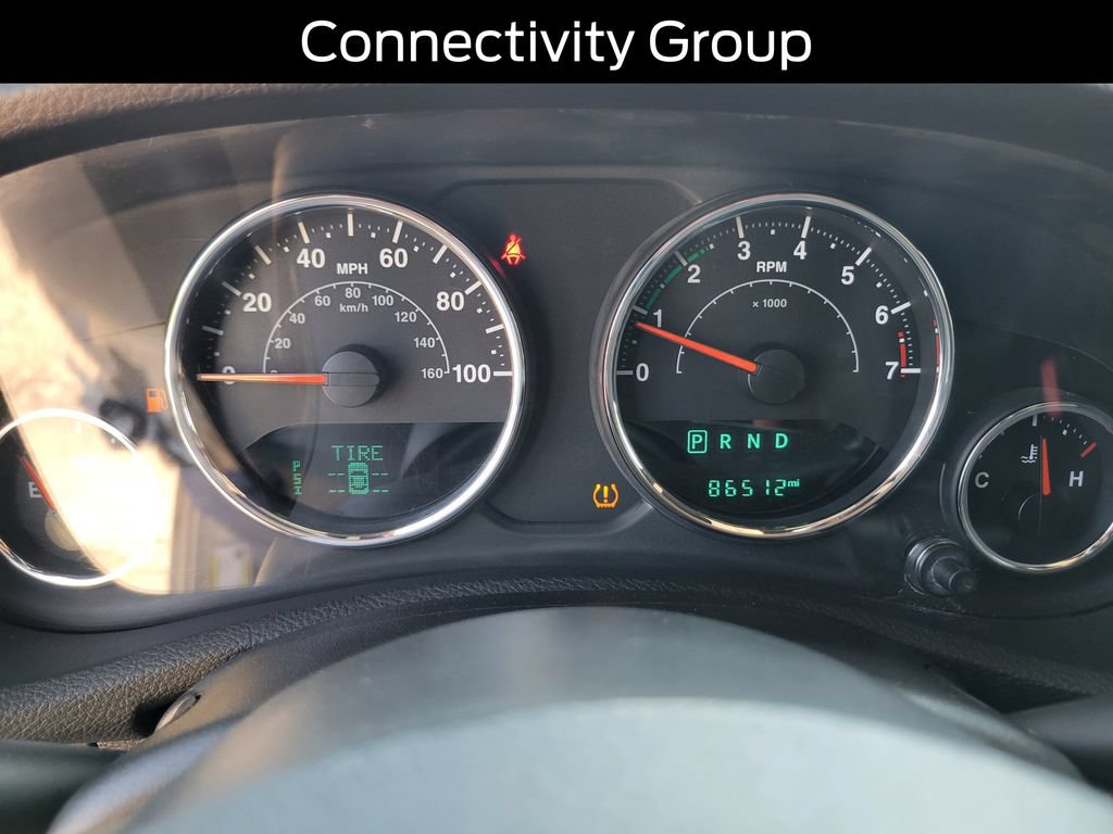 Used 2018 Jeep Wrangler Unlimited Sahara AWD/4WD image 25