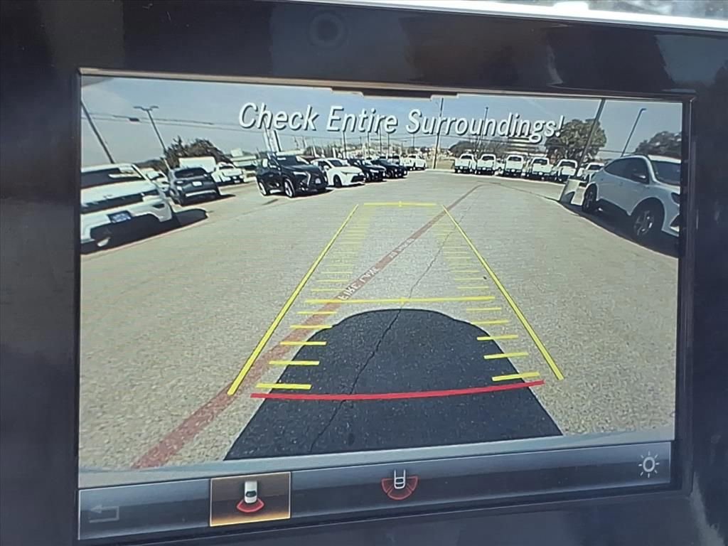 Used 2019 Mercedes-Benz GLC 300 4MATIC image 22