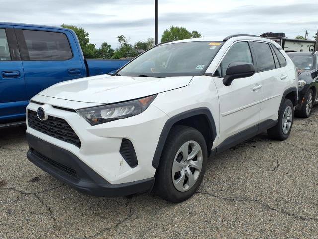 Used 2021 Toyota RAV4 LE AWD/4WD image 4