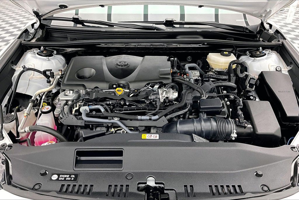 Used 2025 Toyota Camry SE w/ Multimedia Upgrade Package FWD image 10