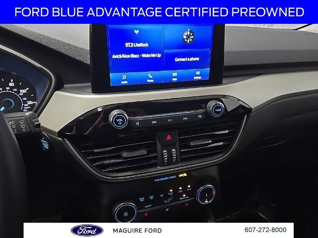 Certified 2022 Ford Escape SE w/ Cold Weather Package AWD/4WD image 28