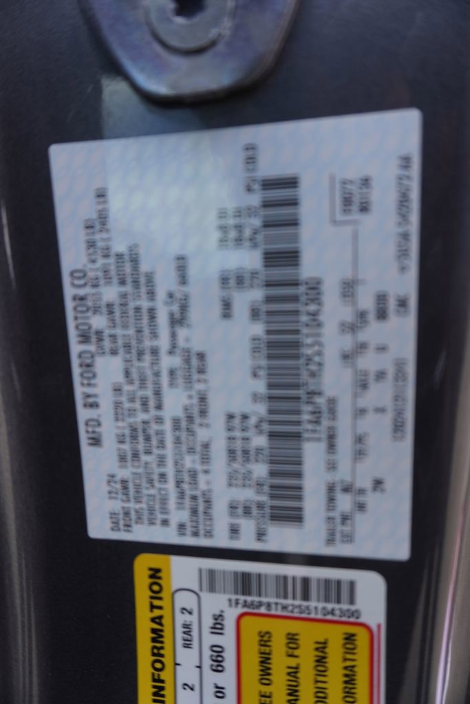 Certified 2025 Ford Mustang Coupe RWD image 27