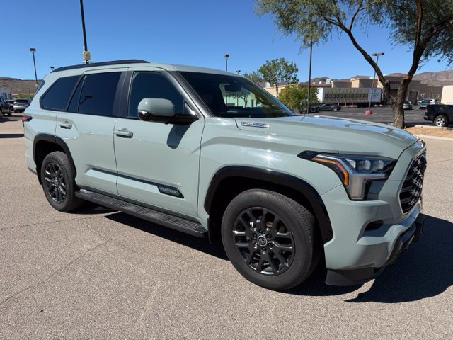 Used 2024 Toyota Sequoia Platinum AWD/4WD image 3
