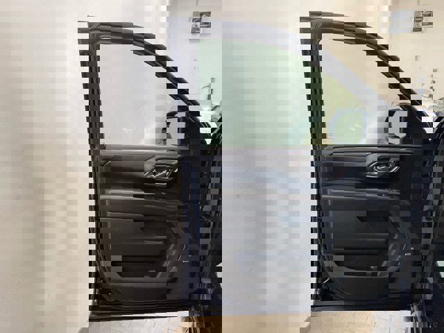 Used 2023 Chevrolet Tahoe RST w/ Luxury Package image 15