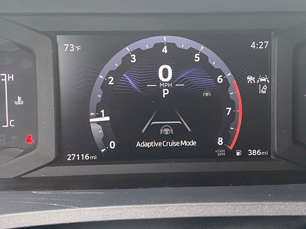 Used 2025 Toyota 4Runner SR5 AWD/4WD image 14