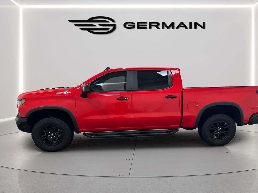 Used 2025 Chevrolet Silverado 1500 ZR2 w/ Technology Package image 2