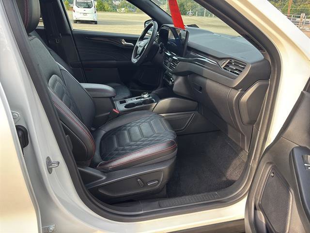 Certified 2023 Ford Escape ST-Line Elite w/ Premium Technology Package image 20