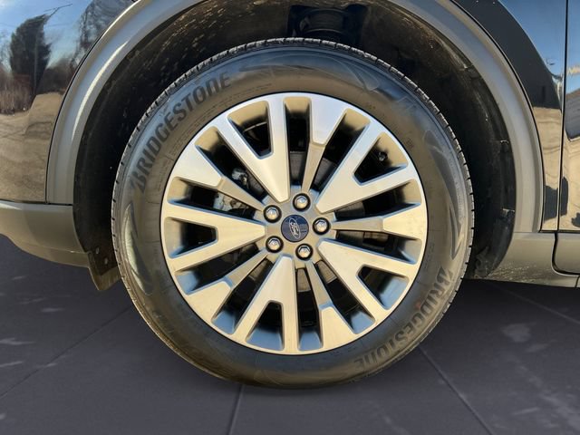 Certified 2022 Ford Escape Titanium AWD/4WD image 14