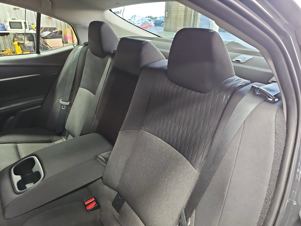 Used 2025 Toyota Camry LE FWD image 10