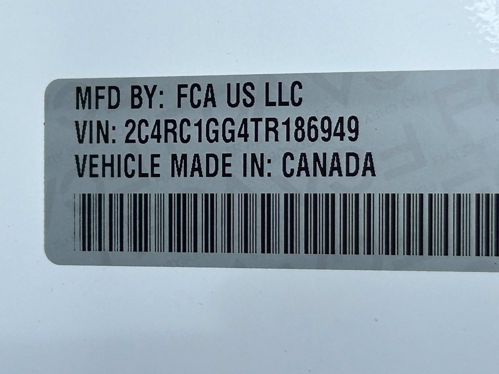 Used 2026 Chrysler Pacifica Limited FWD image 46