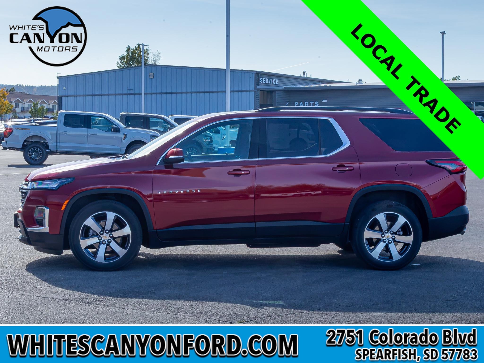 Used 2023 Chevrolet Traverse LT w/ LT Premium Package AWD/4WD image 3