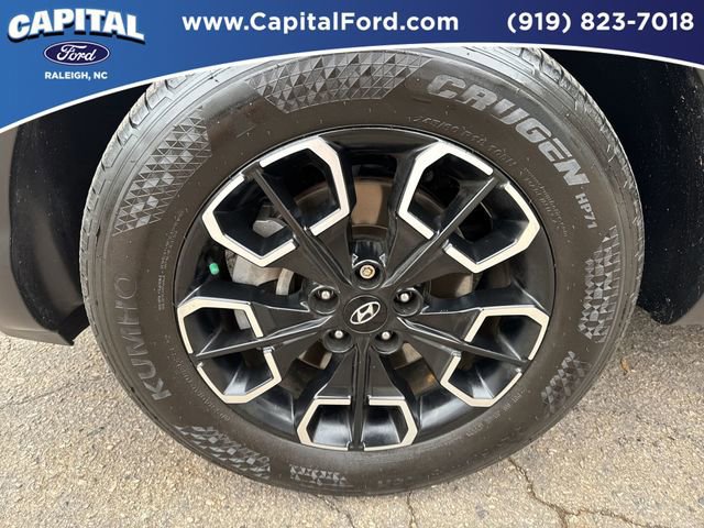 Used 2022 Hyundai Santa Cruz SEL Premium image 12