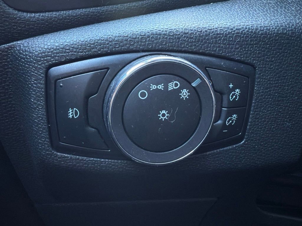 Certified 2021 Ford EcoSport SE image 22