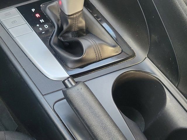 Used 2021 Hyundai Elantra SEL FWD image 22