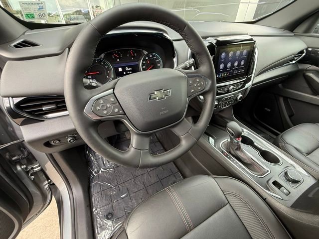 Used 2023 Chevrolet Traverse RS image 11