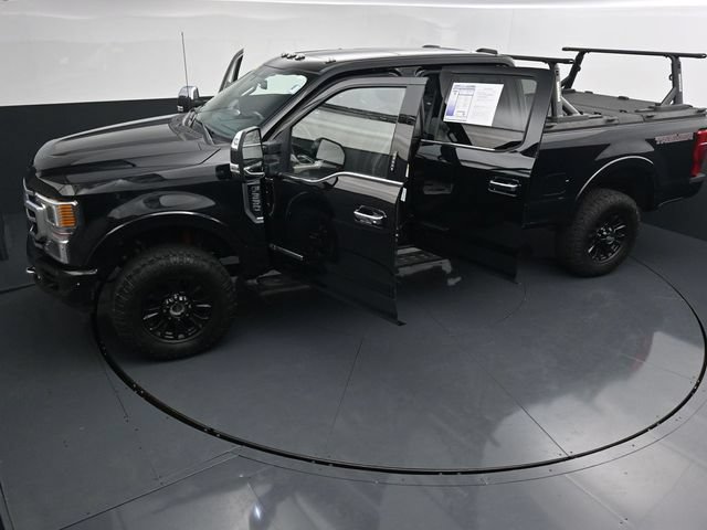 Certified 2022 Ford F350 Platinum w/ Tremor Off-Road Package AWD/4WD image 35