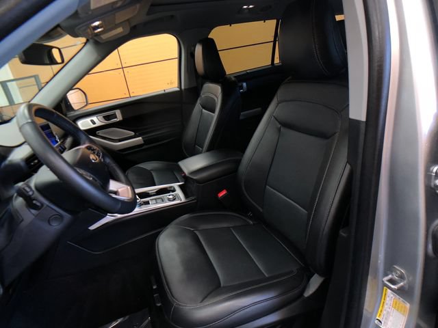 Certified 2023 Ford Explorer Limited w/ Limited Technology Package AWD/4WD image 10