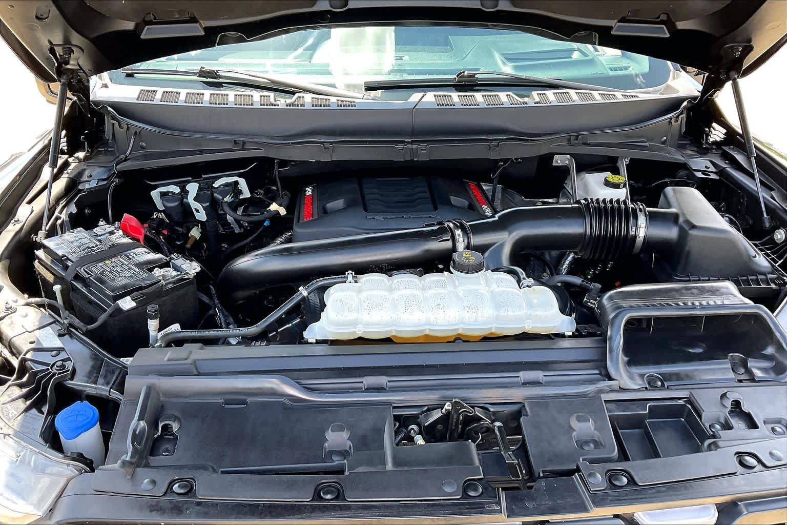 Certified 2025 Ford F150 Raptor AWD/4WD image 31