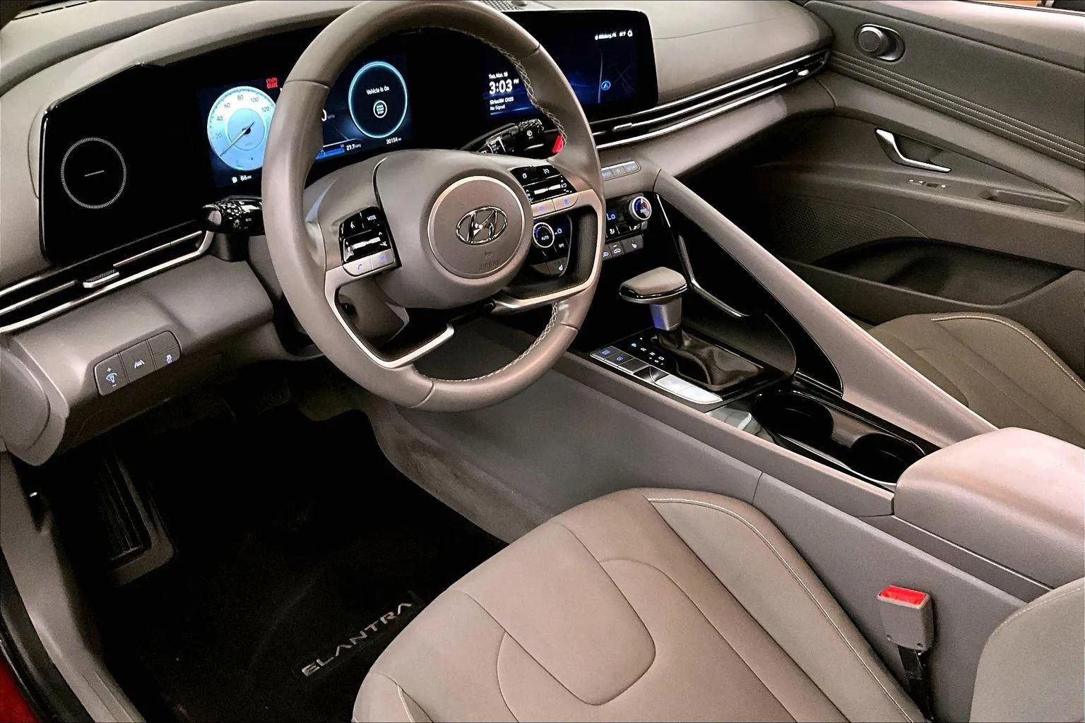 Used 2023 Hyundai Elantra SEL w/ Convenience Package image 12