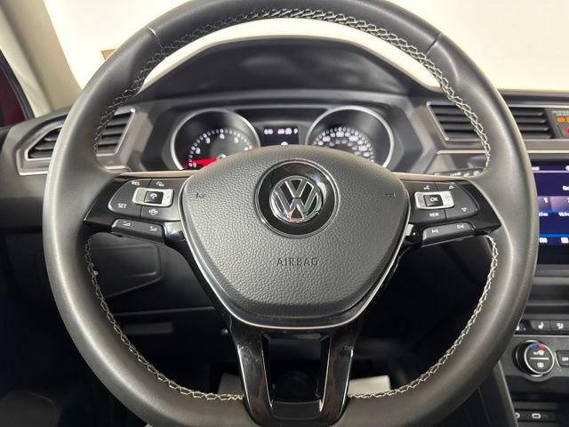 Used 2021 Volkswagen Tiguan SE AWD/4WD image 18