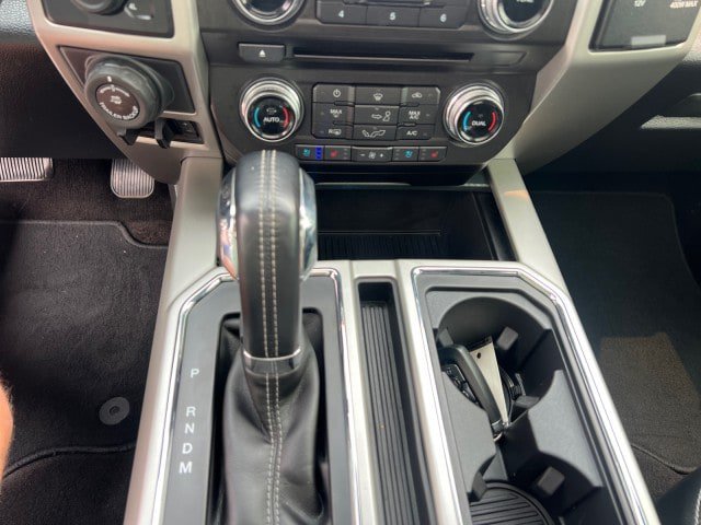 Certified 2018 Ford F150 Lariat w/ Equipment Group 502A Luxury AWD/4WD image 20