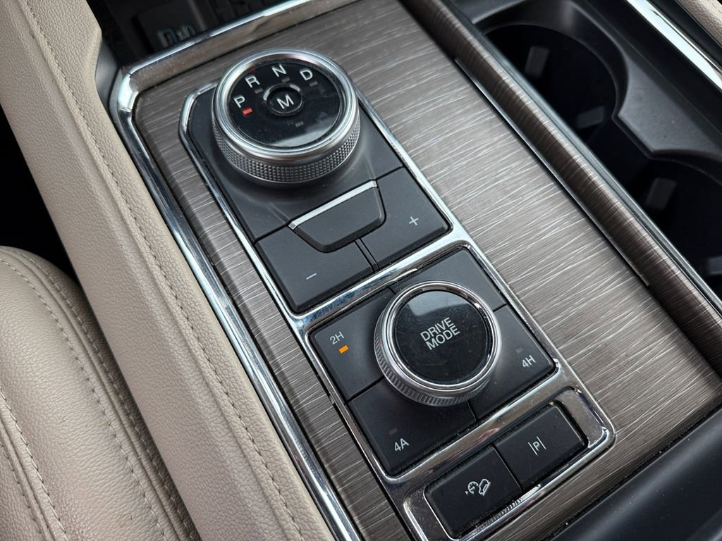 Certified 2022 Ford Expedition Max Limited image 17