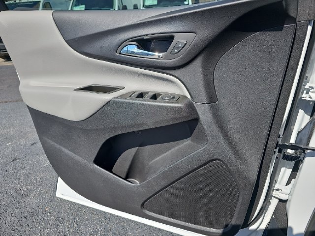 Used 2024 Chevrolet Equinox LS w/ LS Convenience Package FWD image 29