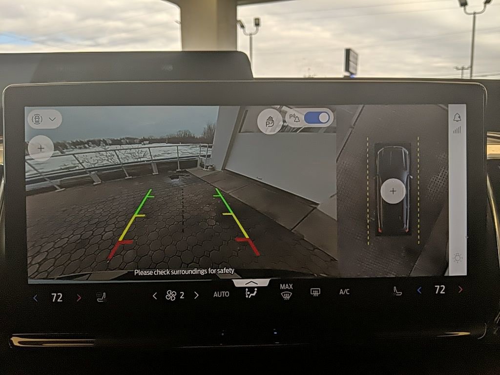 Certified 2025 Ford Expedition Max Platinum image 24