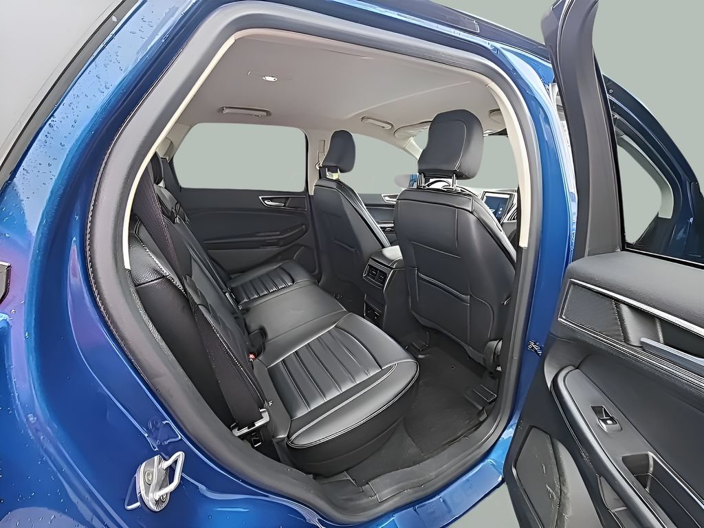 Certified 2023 Ford Edge SEL w/ Convenience Package AWD/4WD image 12