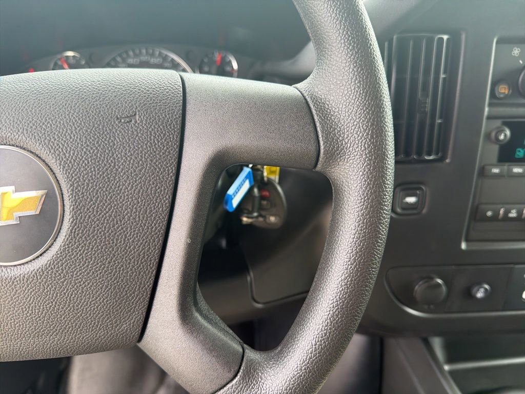 Used 2026 Chevrolet Express 2500 Extended w/ Driver Convenience Package image 23