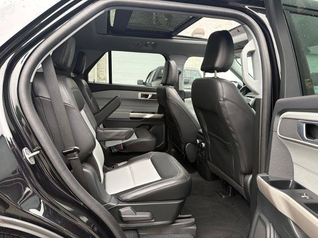 Certified 2023 Ford Explorer XLT w/ Equipment Group 202A AWD/4WD image 26