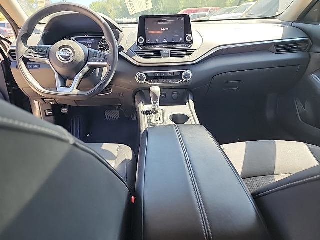 Used 2022 Nissan Altima 2.5 SV image 12