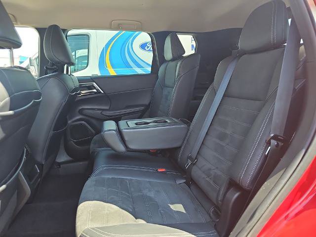 Used 2022 Mitsubishi Outlander SE AWD/4WD image 14