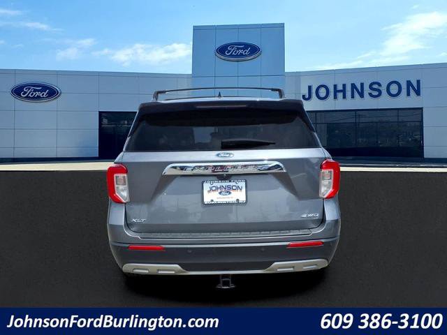 Certified 2022 Ford Explorer XLT w/ Equipment Group 202A AWD/4WD image 4