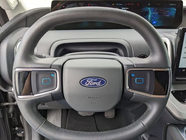 Certified 2025 Ford Expedition Active AWD/4WD image 34