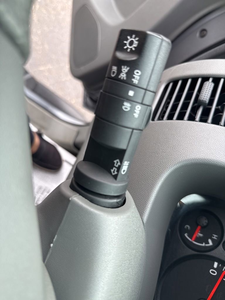 Used 2020 Nissan Frontier SV image 29