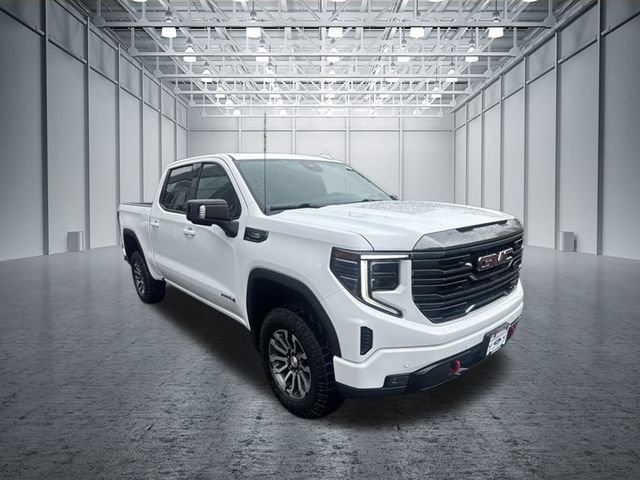 Used 2023 GMC Sierra 1500 AT4 w/ AT4 Premium Package AWD/4WD image 5
