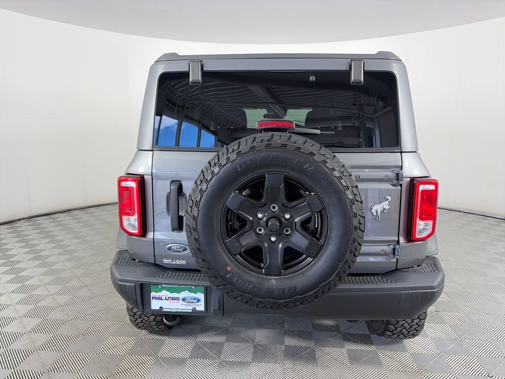 Certified 2022 Ford Bronco Black Diamond image 4