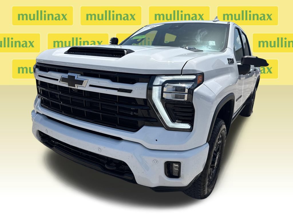 Used 2024 Chevrolet Silverado 2500 LTZ w/ LTZ Plus Package AWD/4WD image 11