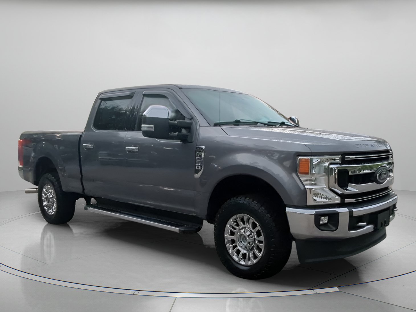 Certified 2021 Ford F250 XLT w/ XLT Premium Package AWD/4WD image 35