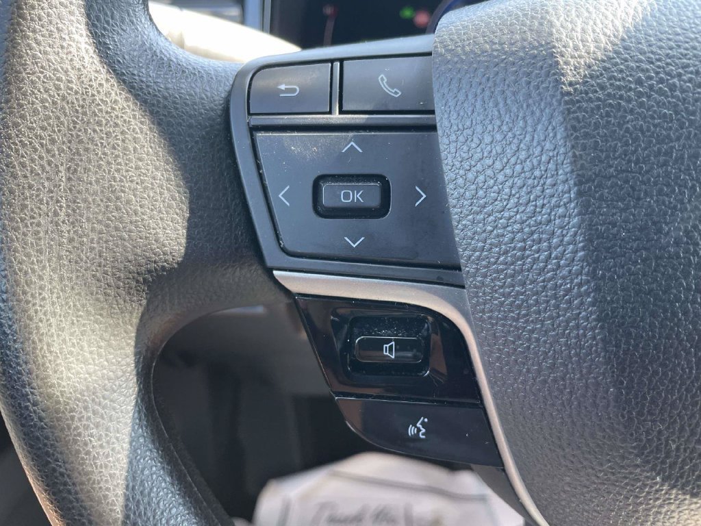 Used 2025 Toyota Camry LE FWD image 26