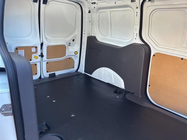 Certified 2023 Ford Transit Connect XLT image 18