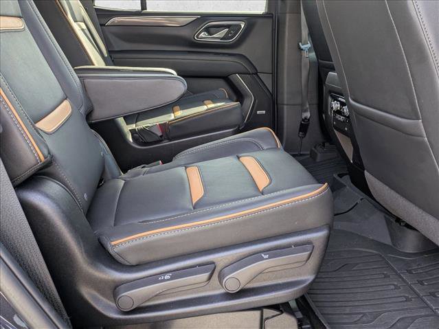 Used 2024 GMC Yukon AT4 w/ AT4 Premium Package image 18