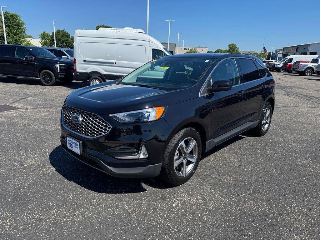 Certified 2024 Ford Edge SEL w/ Convenience Package AWD/4WD image 7