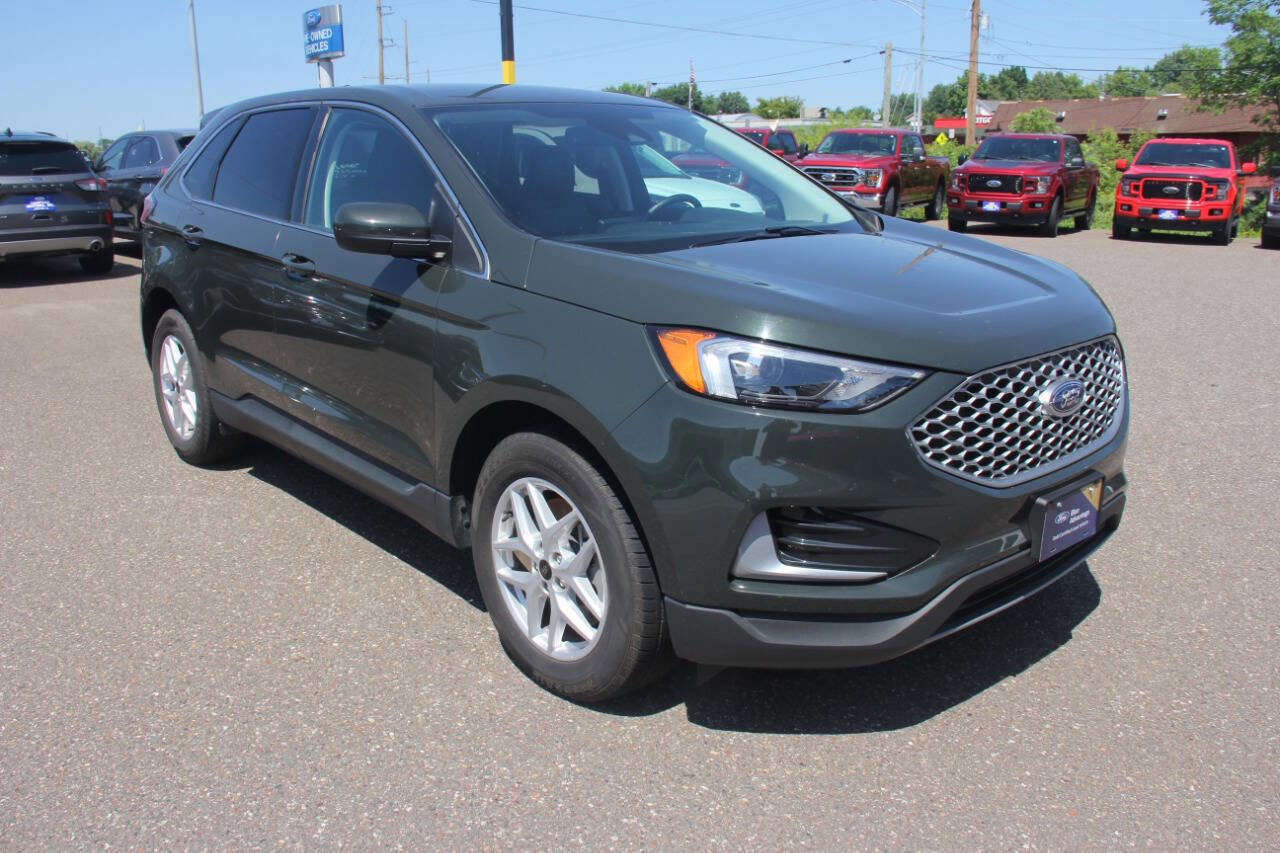 Certified 2023 Ford Edge SEL image 2