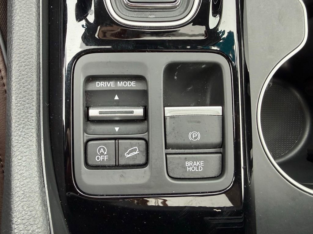 Used 2024 Honda Pilot Elite image 25