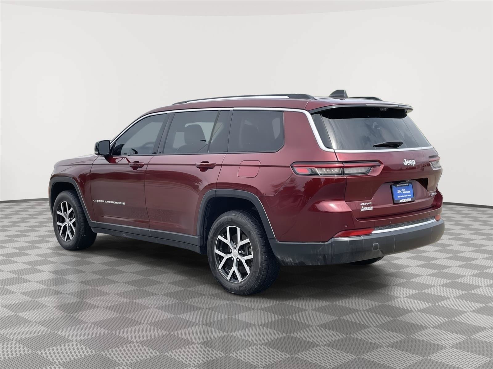 Used 2023 Jeep Grand Cherokee L Limited w/ Luxury Tech Group II AWD/4WD image 9
