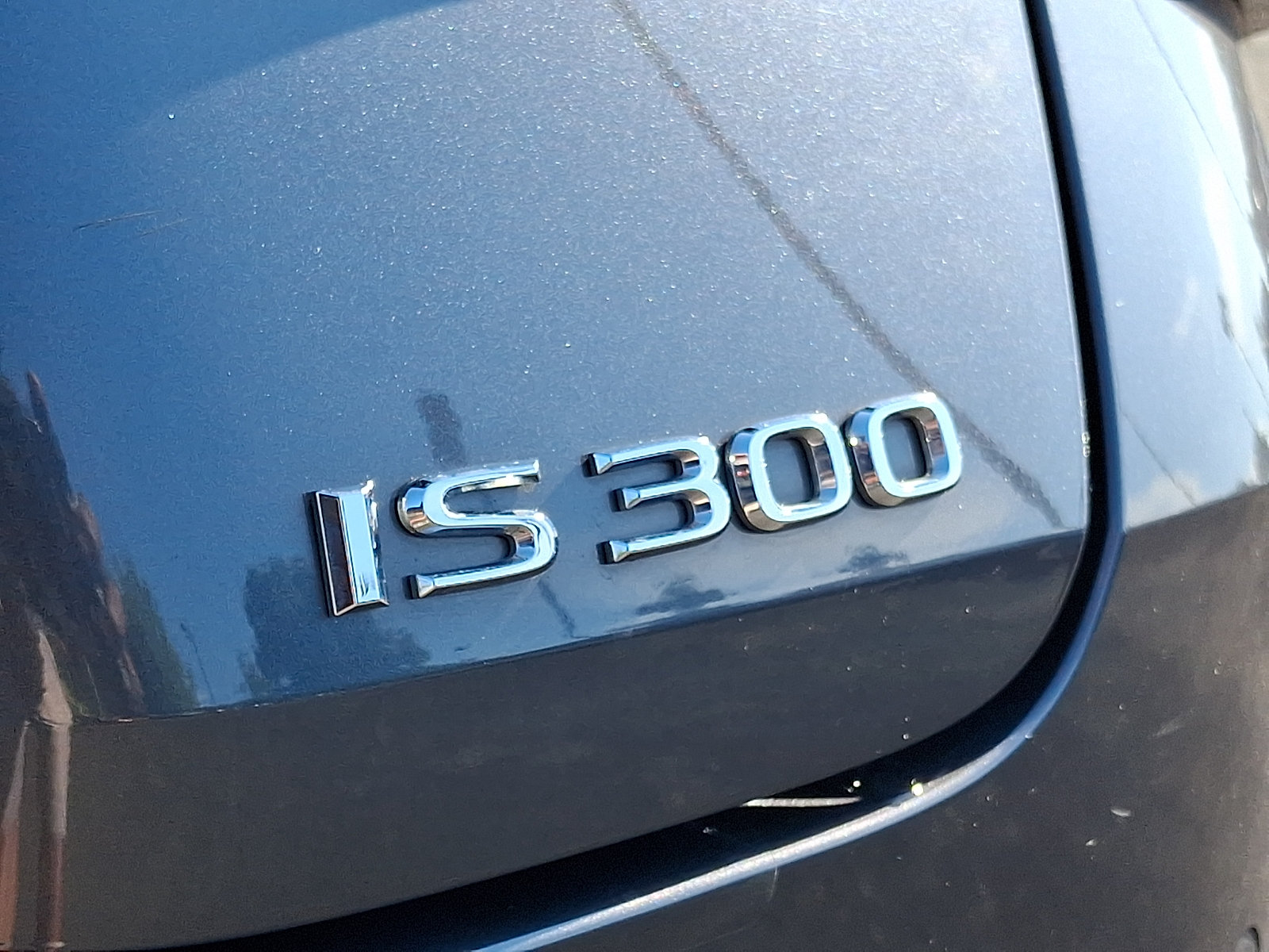 Used 2021 Lexus IS 300 w/ Comfort Package RWD image 30